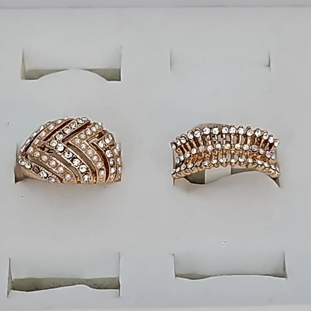 Elegant Gold and Silver Women's Ring Set